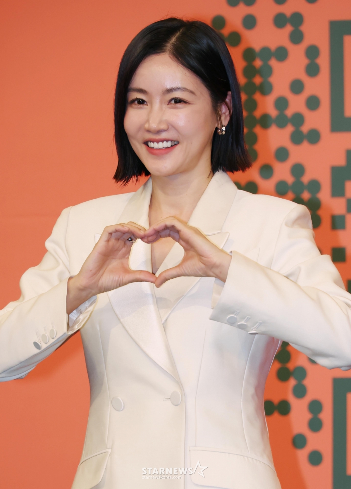 황우슬혜 '깜찍한 손하트'[★포토]