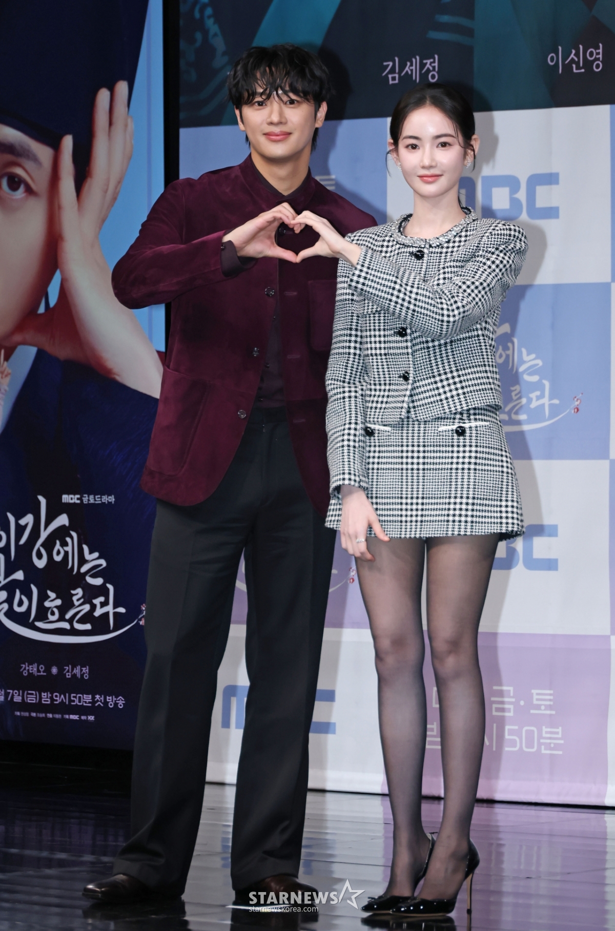 이신영-홍수주 '다정한 손하트'[★포토]