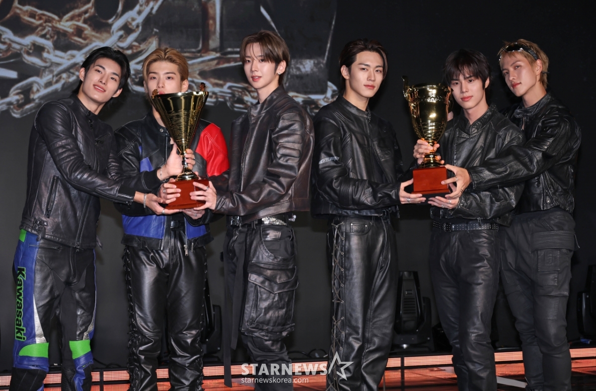 82메이저 '트로피, 기대하세요'[★포토]