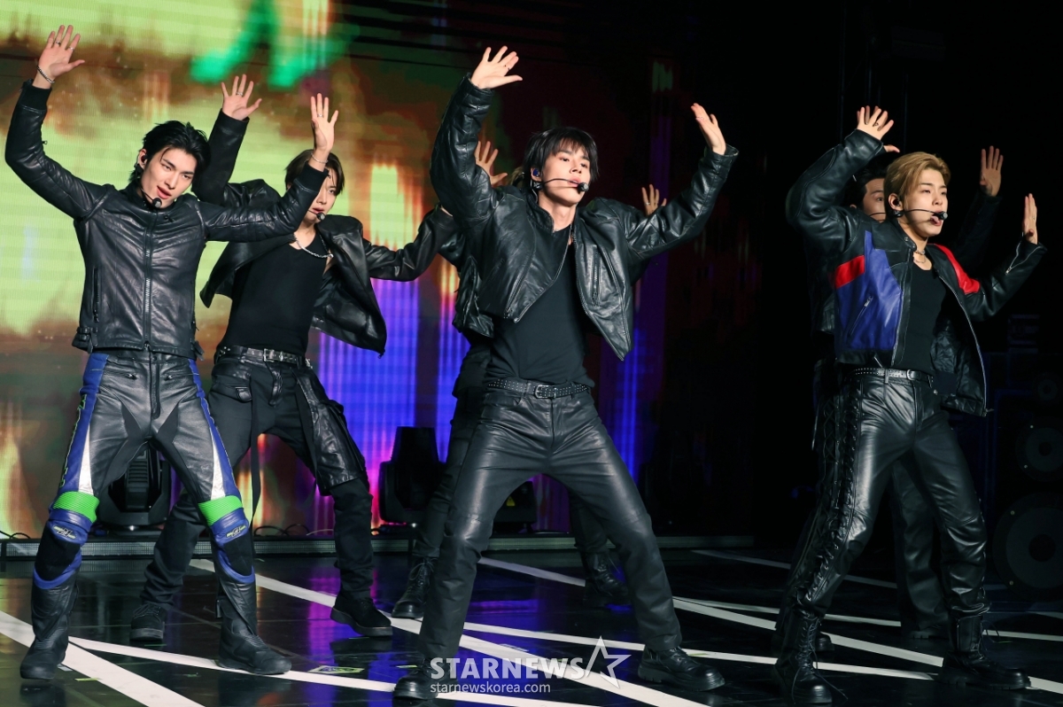 82메이저 '파워풀 댄스'[★포토]