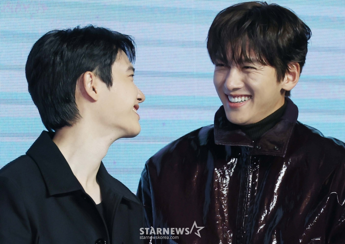 도경수-지창욱 '찐친 미소'[★포토]