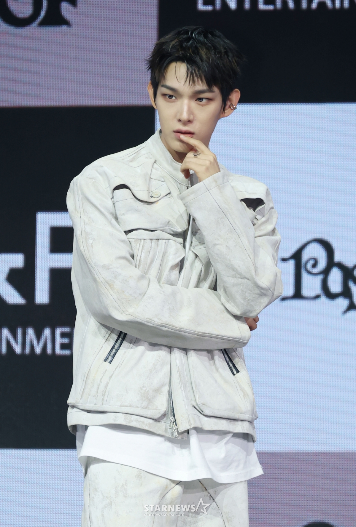 아홉 스티븐 '시크한 눈빛'[★포토]