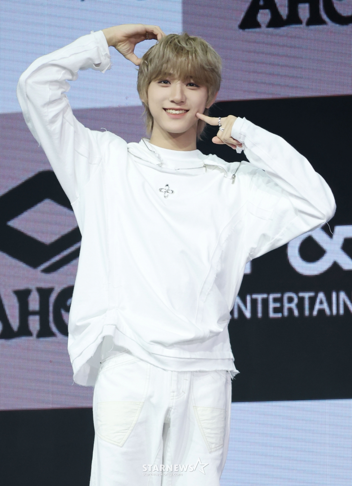 아홉 다이스케 '누나팬 사로잡는 미소'[★포토]