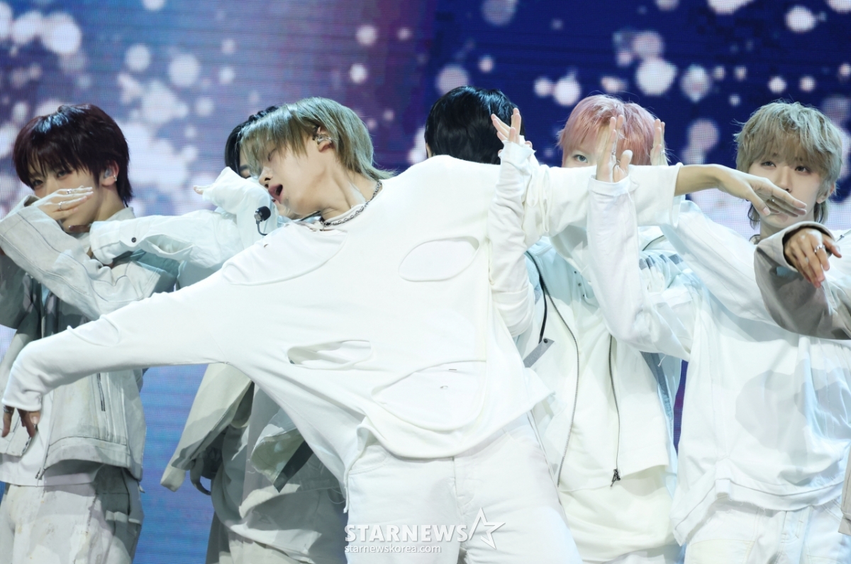 아홉 '감성폭발 퍼포먼스'[★포토]