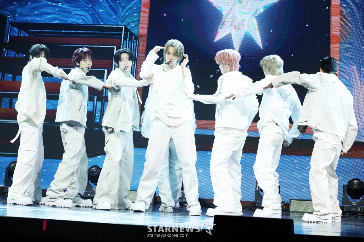 아홉 '완벽한 무대'[★포토]