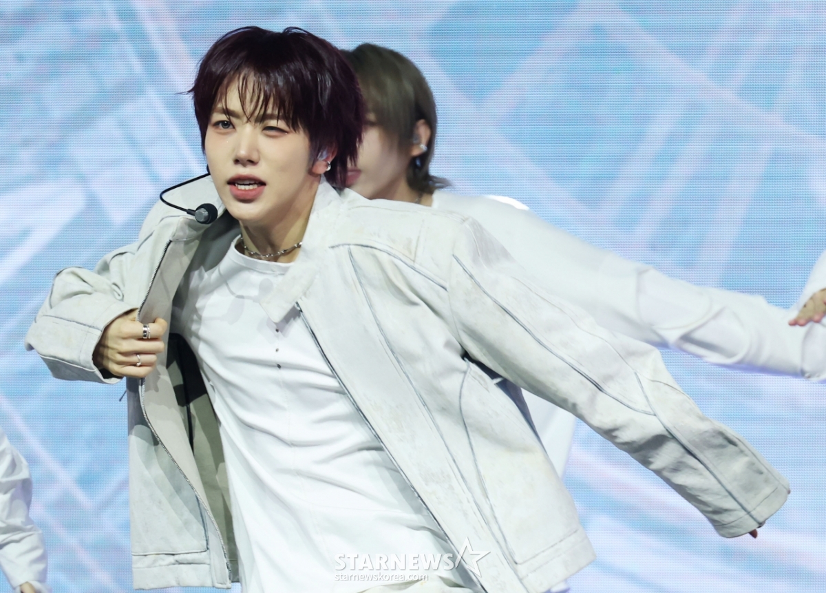 아홉 차웅기 '시크한 눈빛'[★포토]