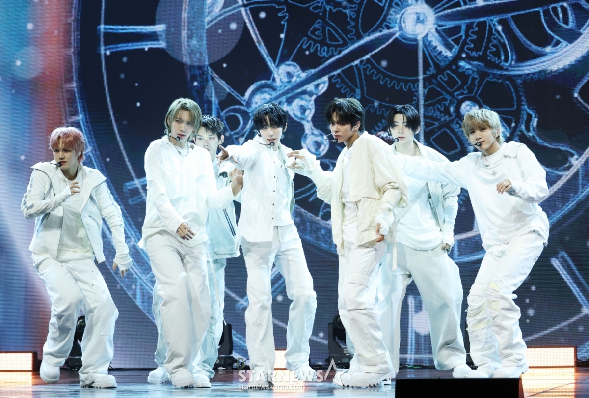 아홉 '압도적 스케일'[★포토]