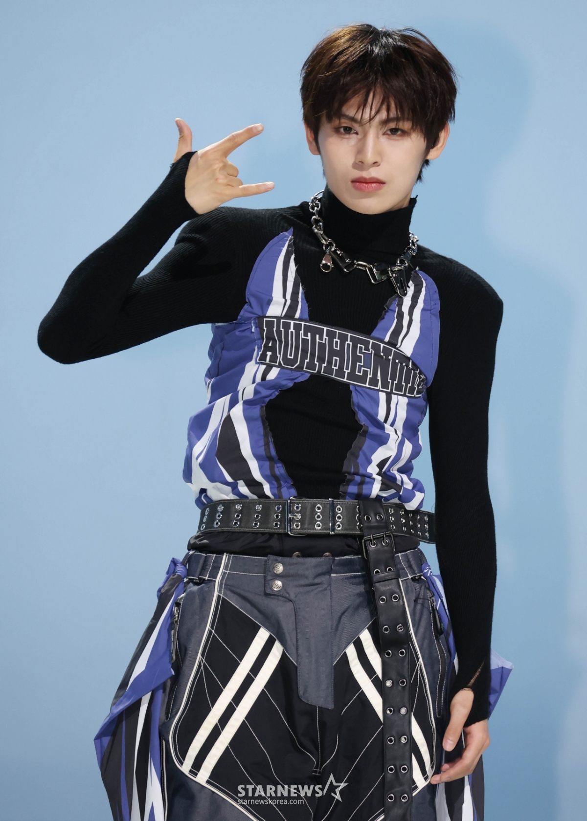 AM8IC 루 '표정은 시크하게'[★포토]