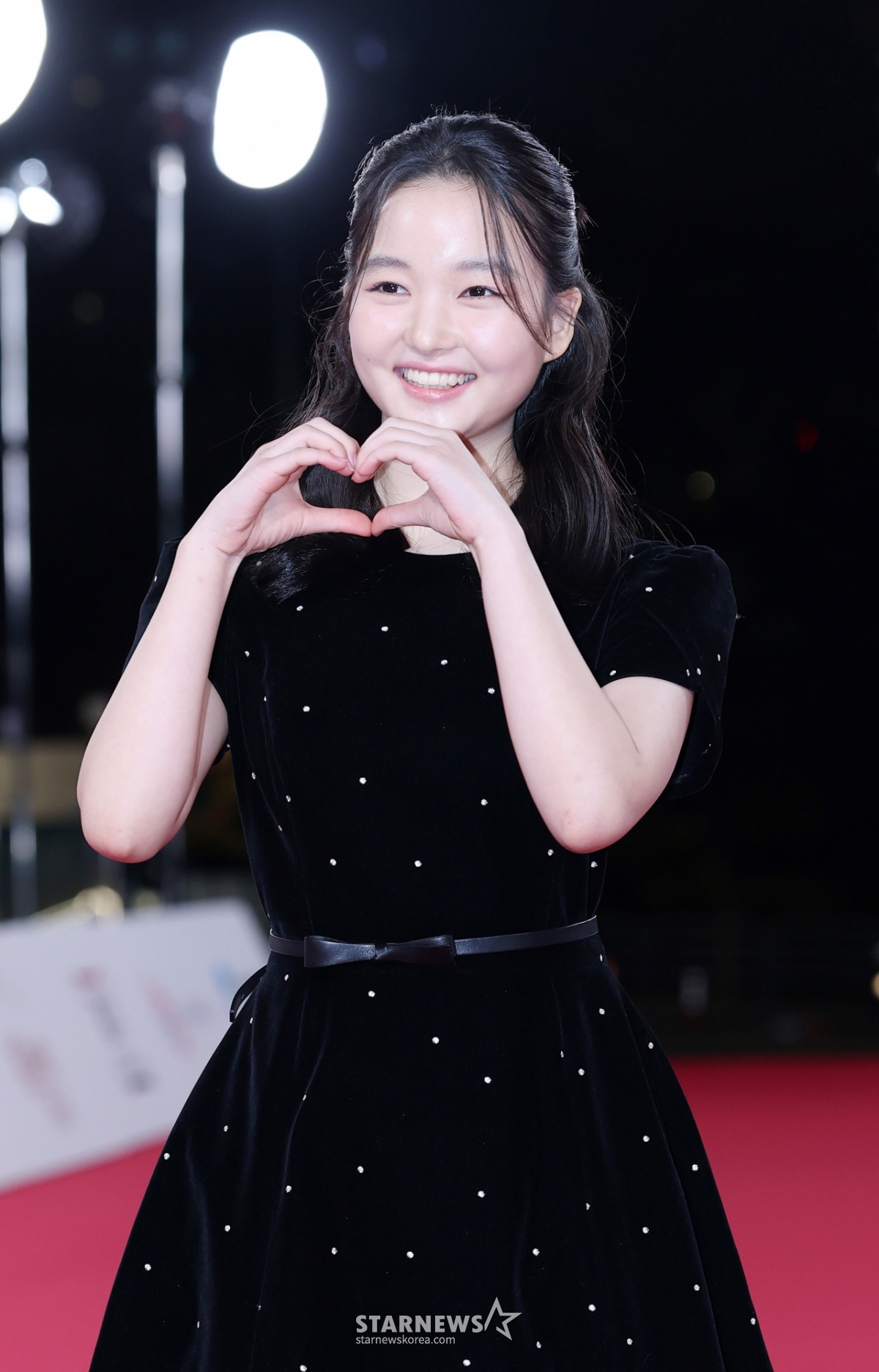 최유리, 러블리 하트 뿅[★포토]