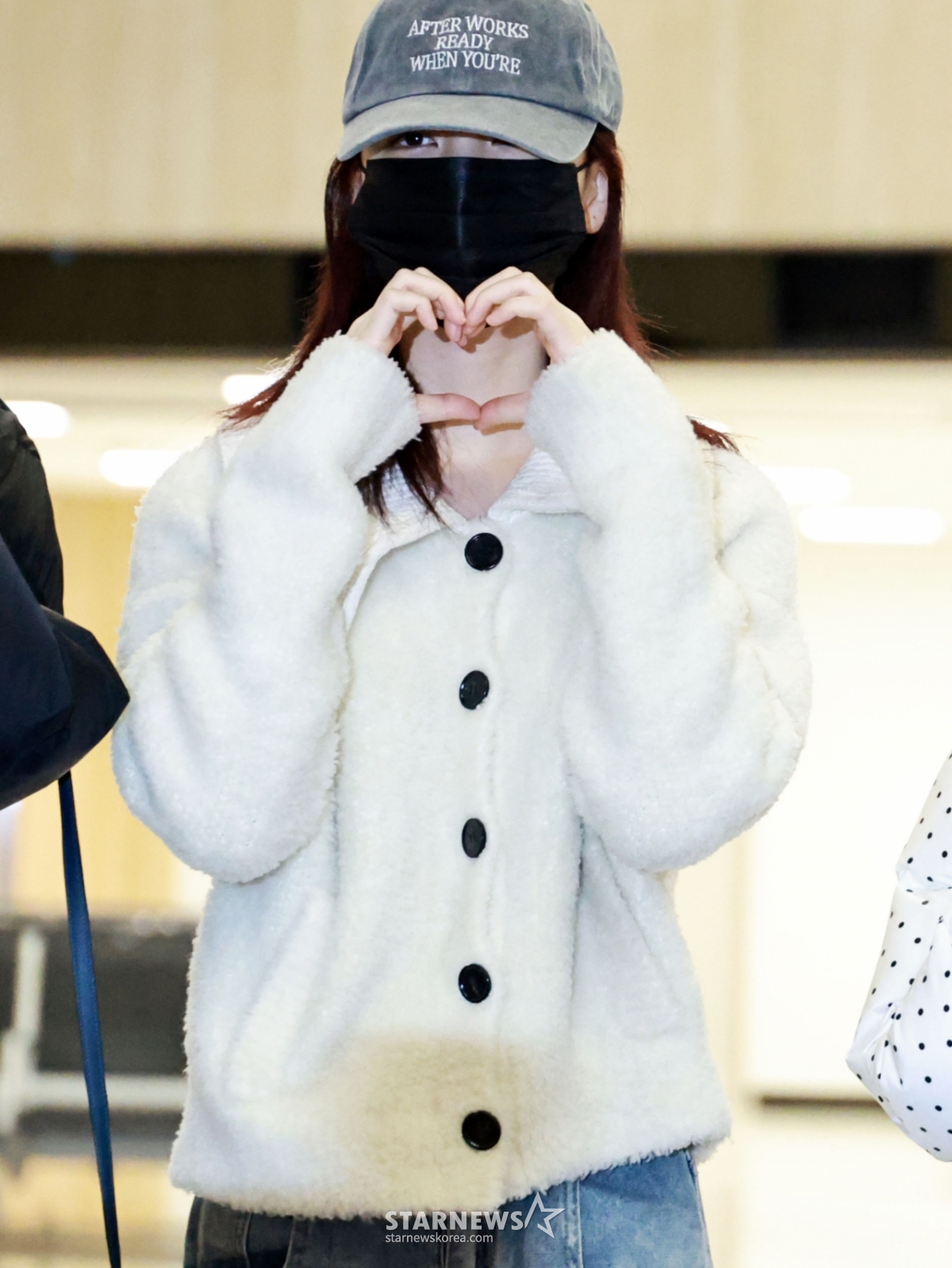 아이브 리즈 '귀엽게 하트'[★포토]