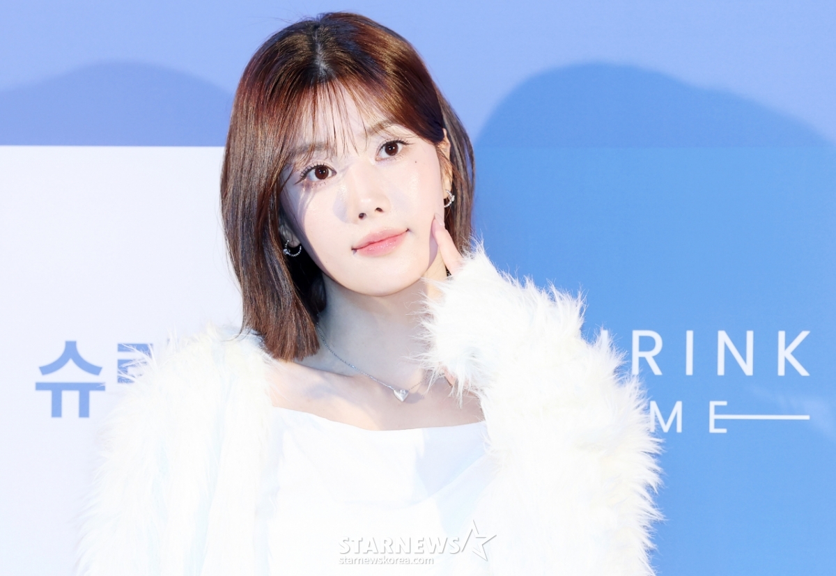 권은비, 찹쌀떡 무결점 피부[★포토]