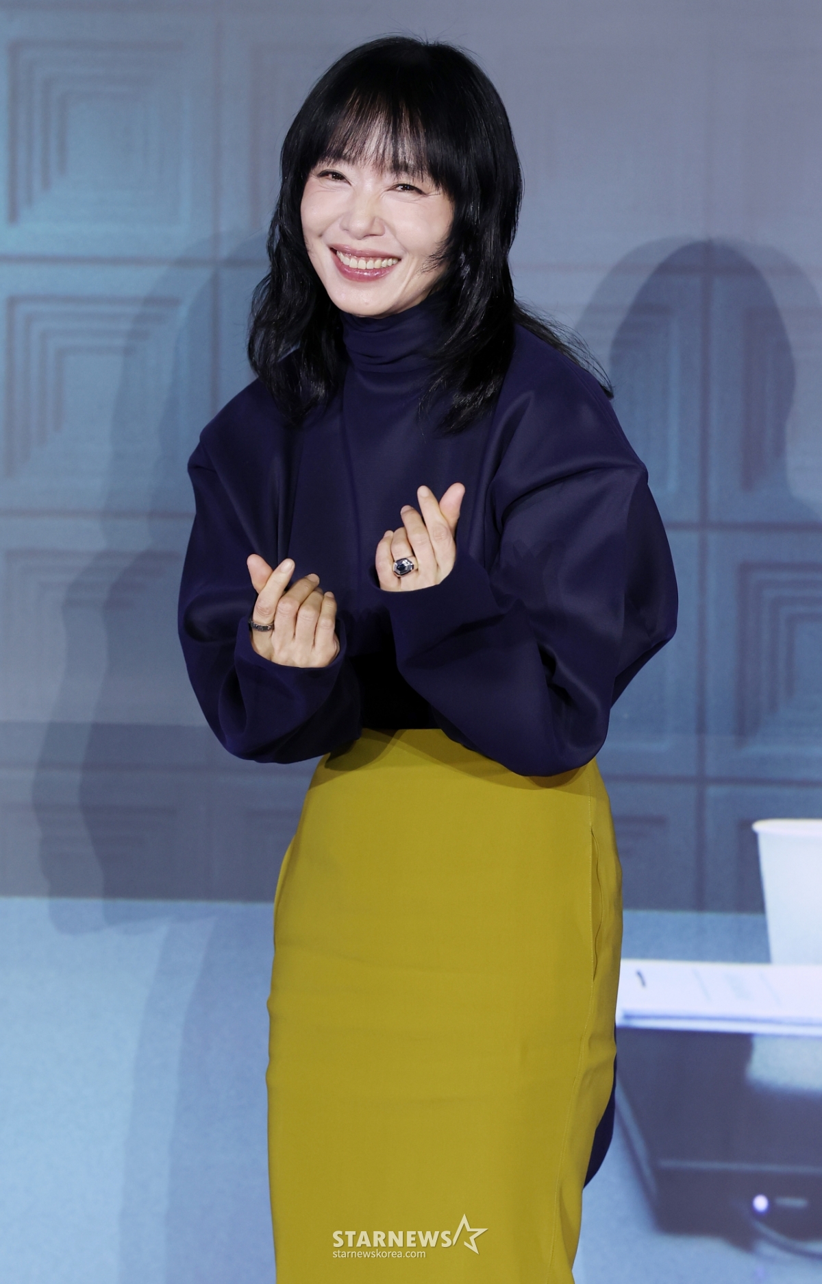 전도연, 하트는 부끄러워[★포토]