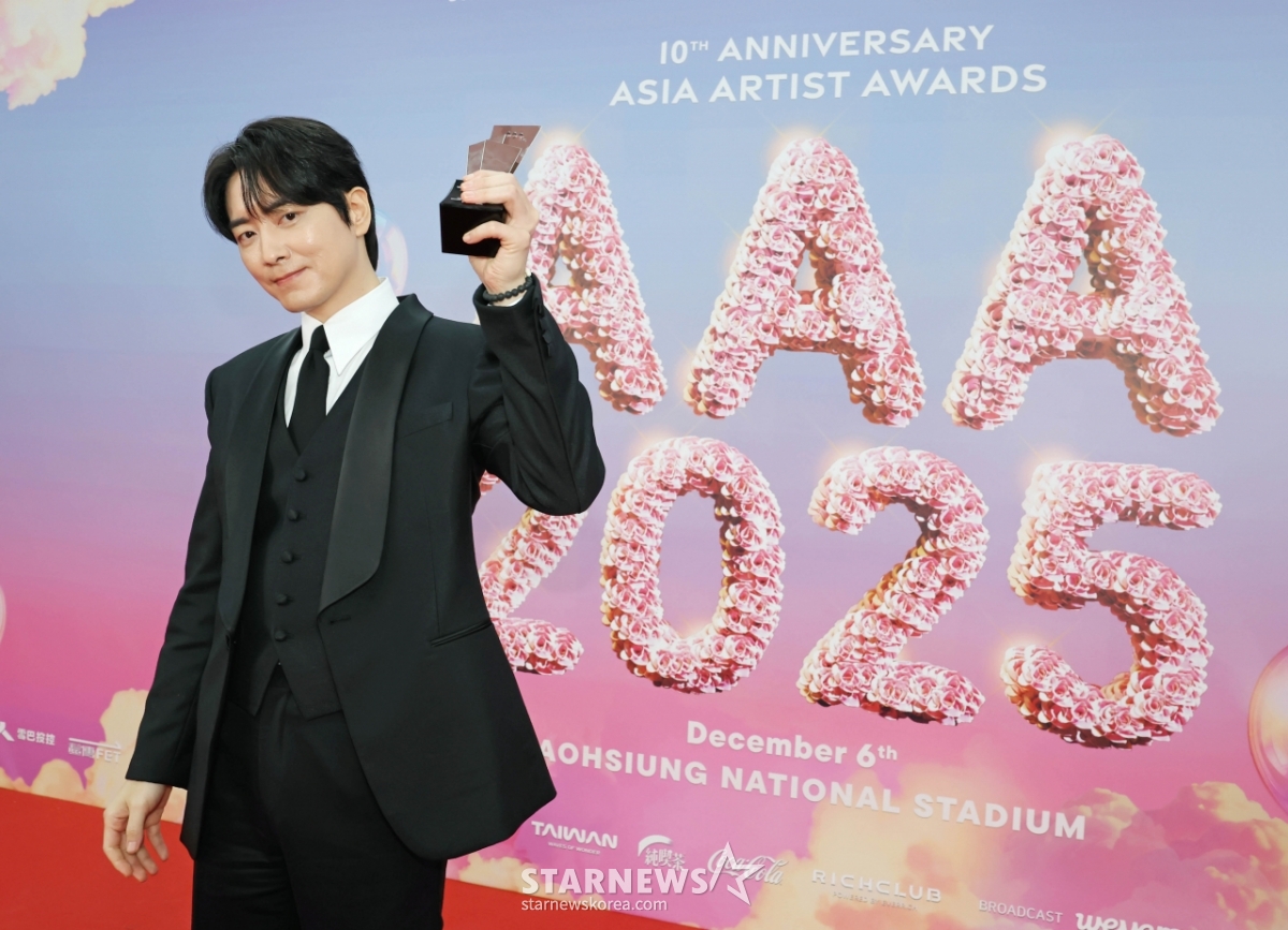 이준혁 'AAA 2025, 전설의 배우'[★포토]