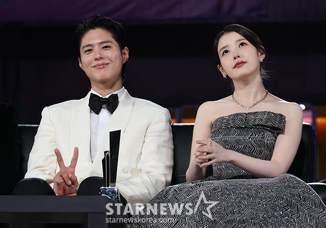 박보검-아이유, 가오슝 찢은 관식과 애순 [★포토]