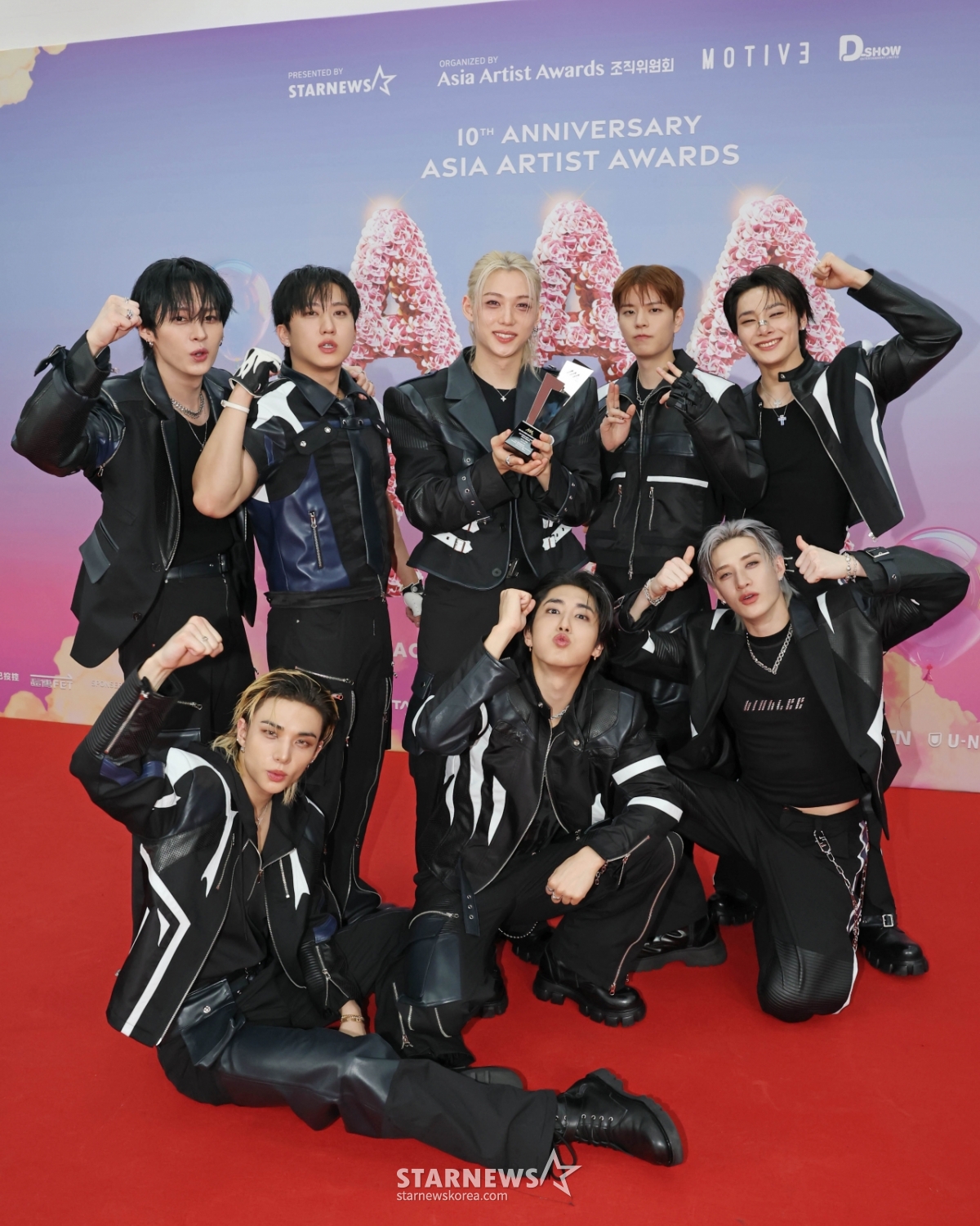 스트레이키즈 '10주년 AAA, 인기상 받았어요!'[★포토]