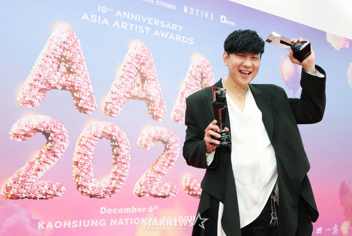 임준걸 '10주년 AAA, 베스트 아티-아시아스타 2관왕!'[★포토]