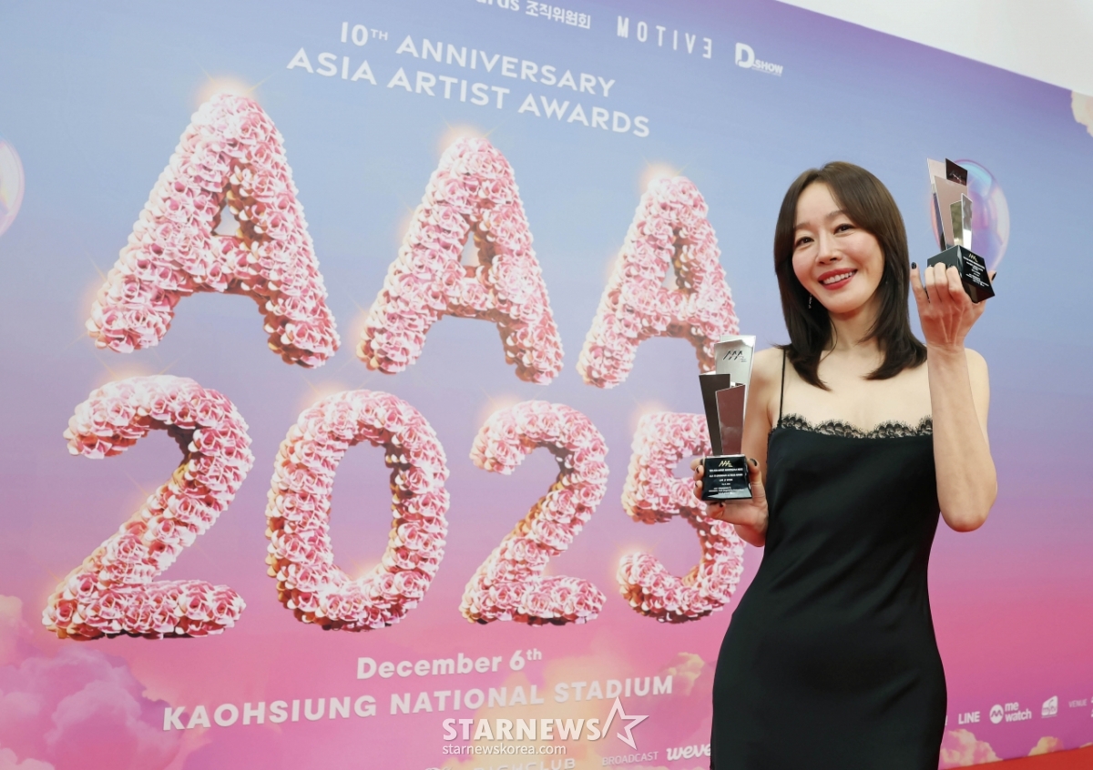 엄지원 '10주년 AAA, 전설의 베스트 아티스트!'[★포토]