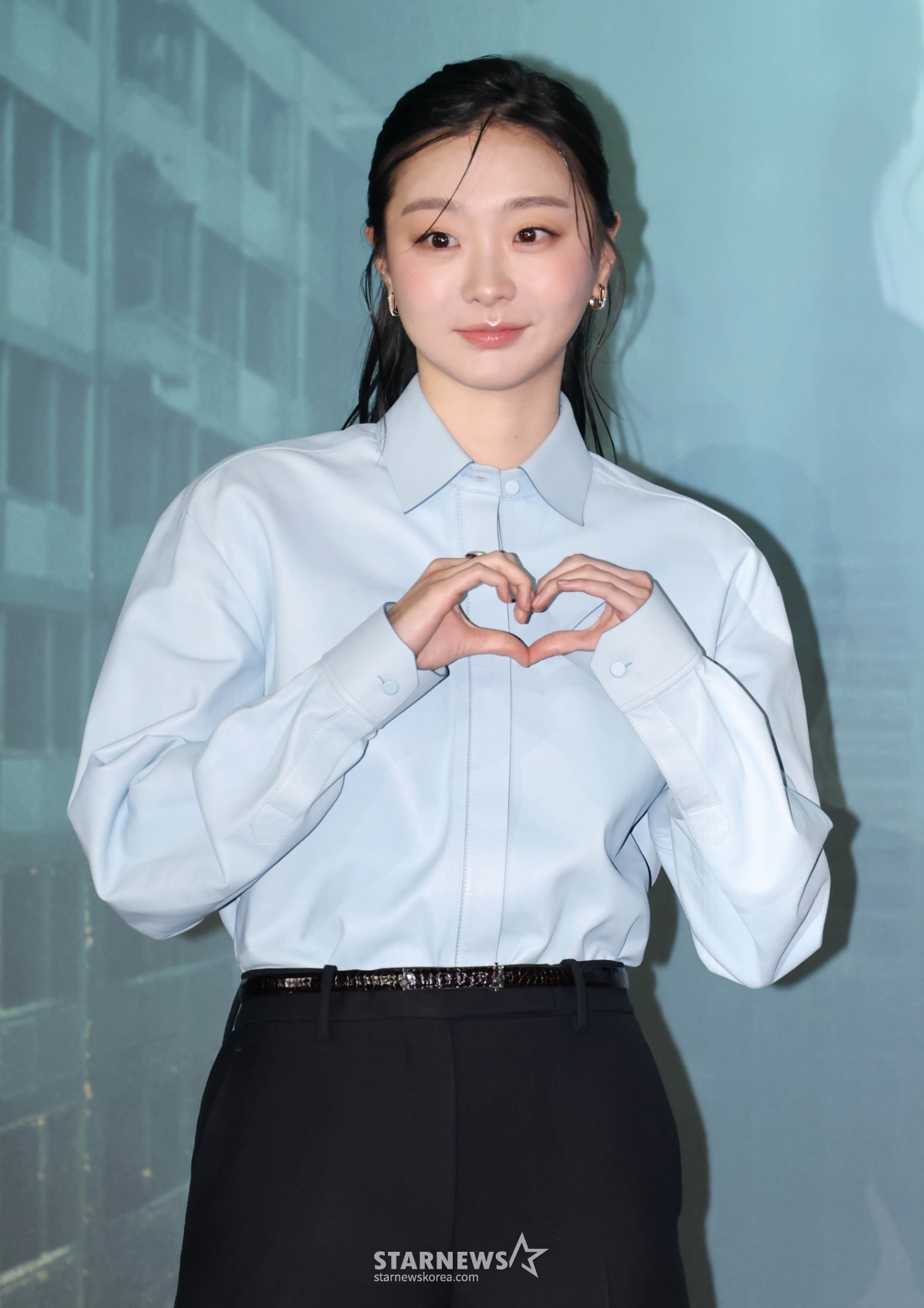 김다미 '눈길 잡는 손하트'[★포토]