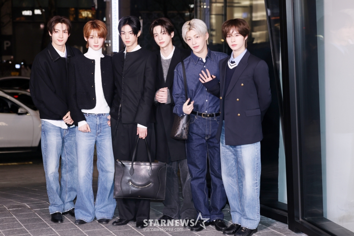 투어스, 청담동에 나타난 대세 아이돌[★포토]