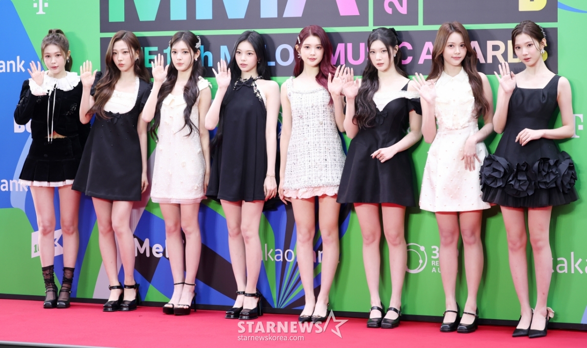 하츠투하츠, 블랙 앤 화이트로 꾸민 룩[★포토]