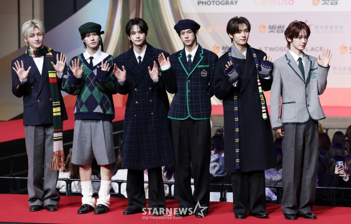 투어스, 호그와트에서 튀어나온 줄[★포토]