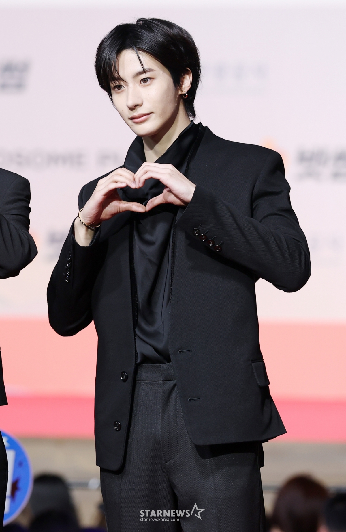 앤톤, 점점 더 잘생겨지는 비주얼[★포토]