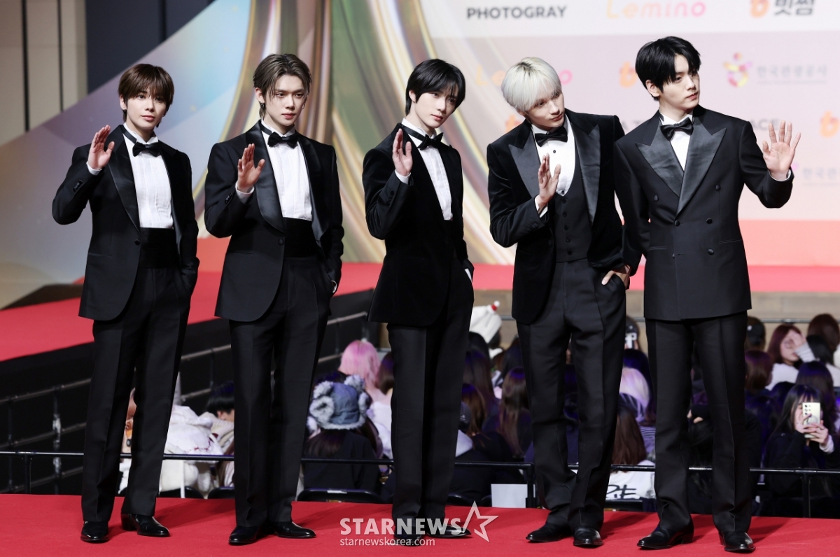 투모로우바이투게더, 젠틀함 갖춘 턱시도[★포토]