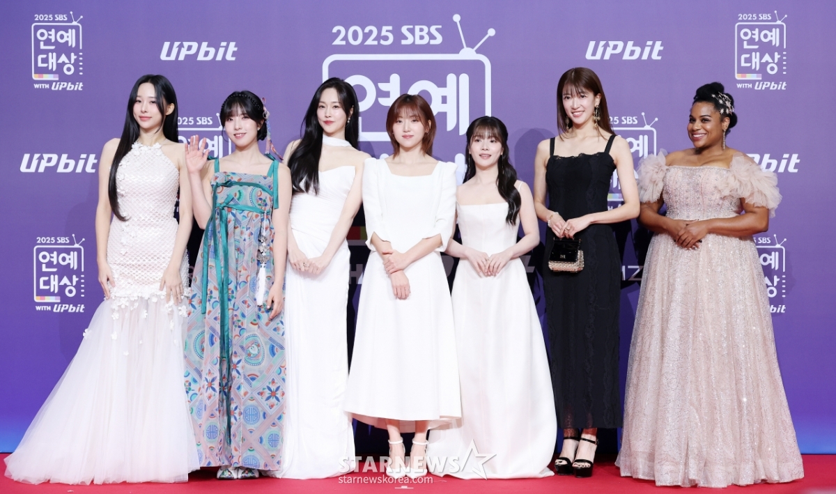 '골때녀' 오늘은 유니폼 대신 아름다운 드레스[★포토]