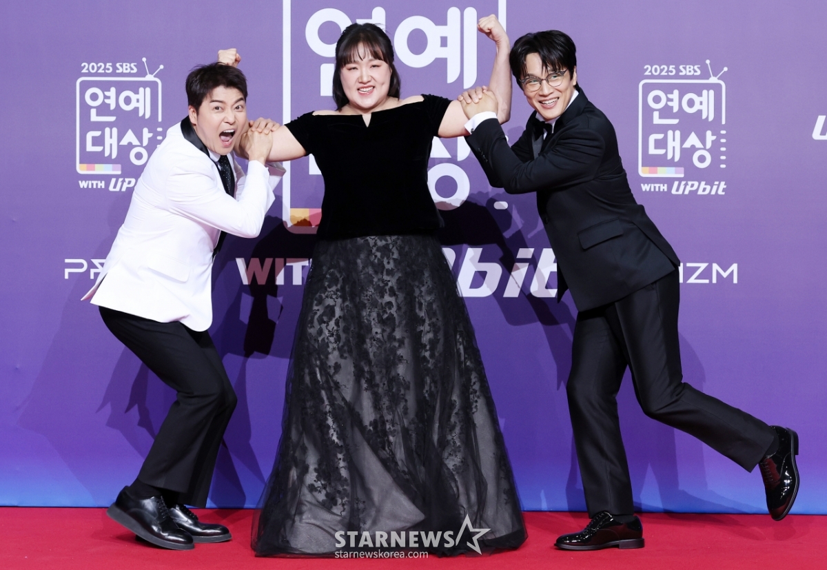 전현무-이수지-차태현, 오늘은 이수지 차력쇼[★포토]