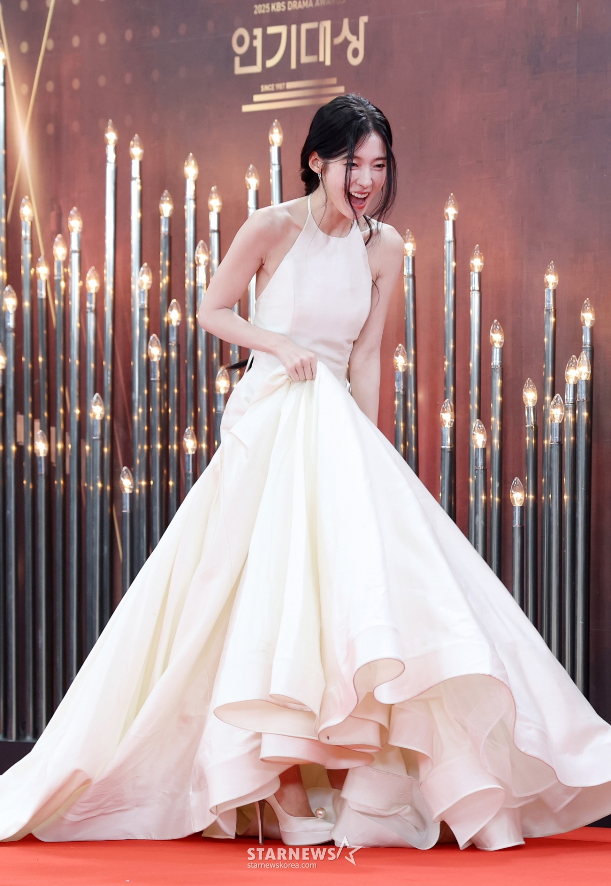 아린, 킬힐에 넘어질 뻔![★포토]