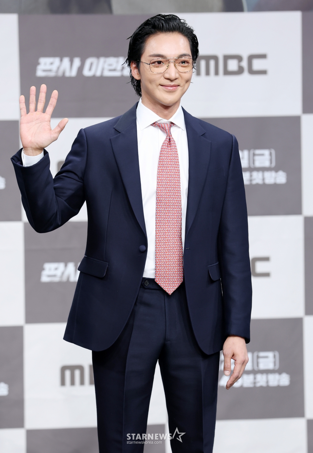 황희, 수트를 스타일리시하게[★포토]