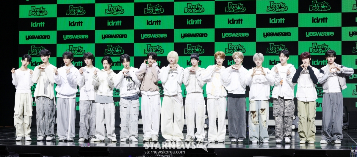 아이덴티티, 무대 꽉 채우는 소년들[★포토]