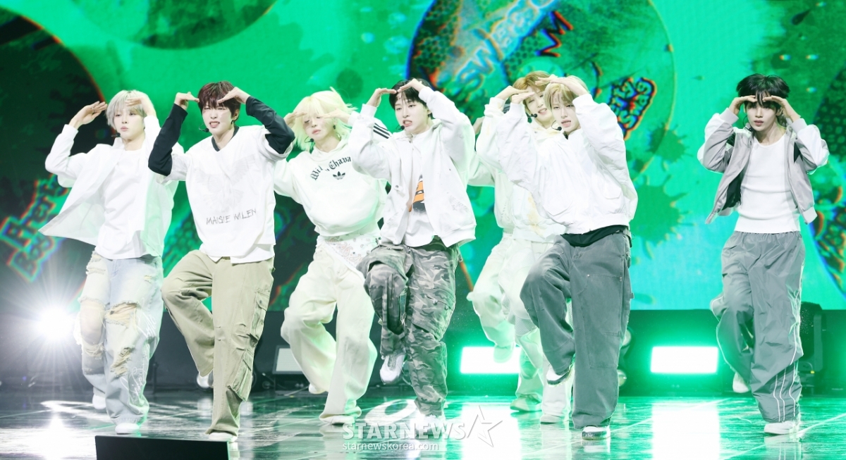 아이덴티티, 빛나는 소년들[★포토]