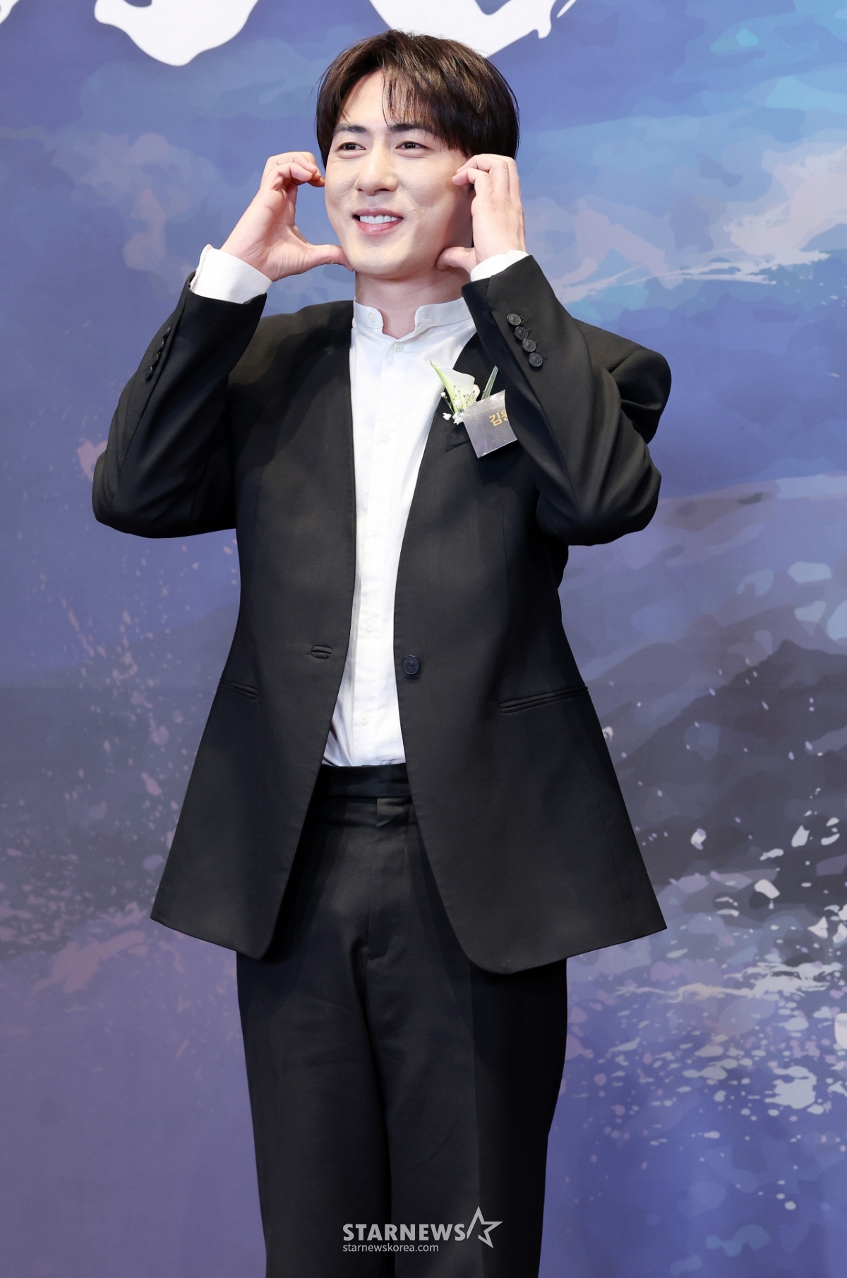 김원훈, 기분 좋은 양 볼 하트[★포토]