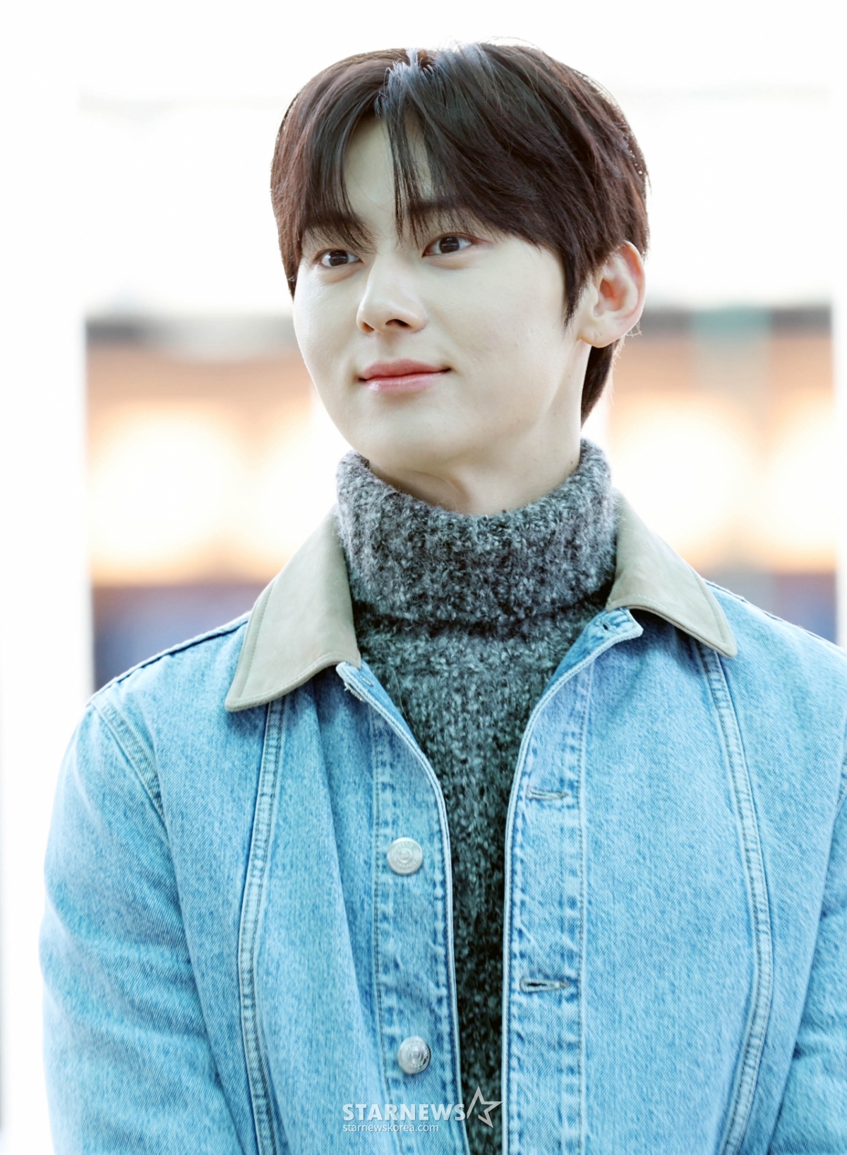 황민현 '잘생김이 활짝'[★포토]