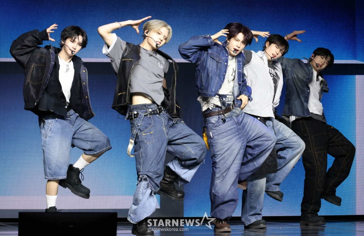 알파드라이브원 '완벽한 퍼포먼스'[★포토]