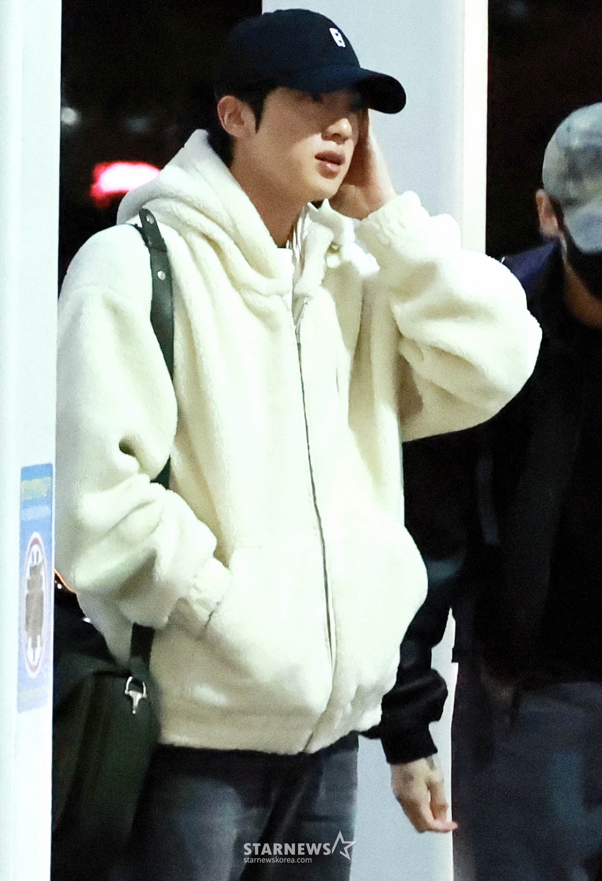 BTS 진 '월와핸'[★포토]