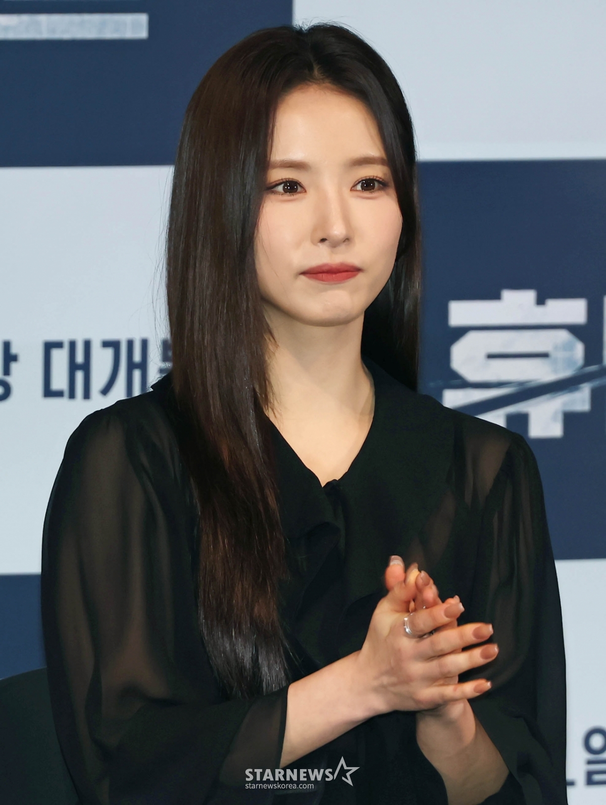 신세경 '시크한 박수'[★포토]