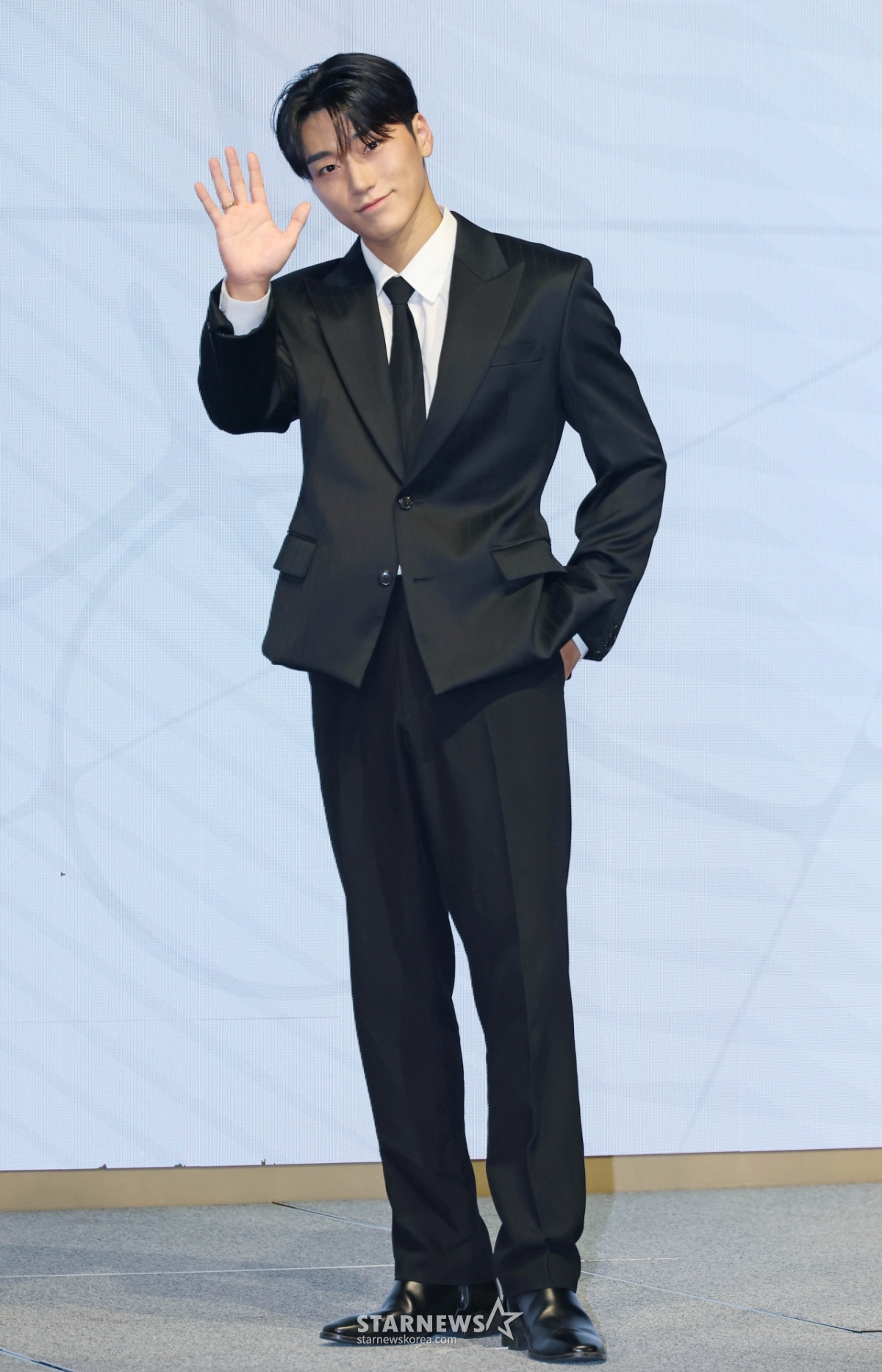 에이티즈 산 '경쾌한 손인사'[★포토]