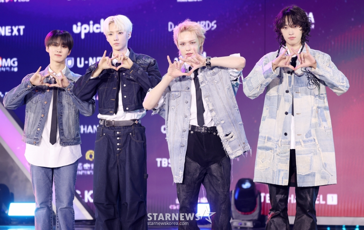 AxMxP, 대세 신인 밴드[★포토]