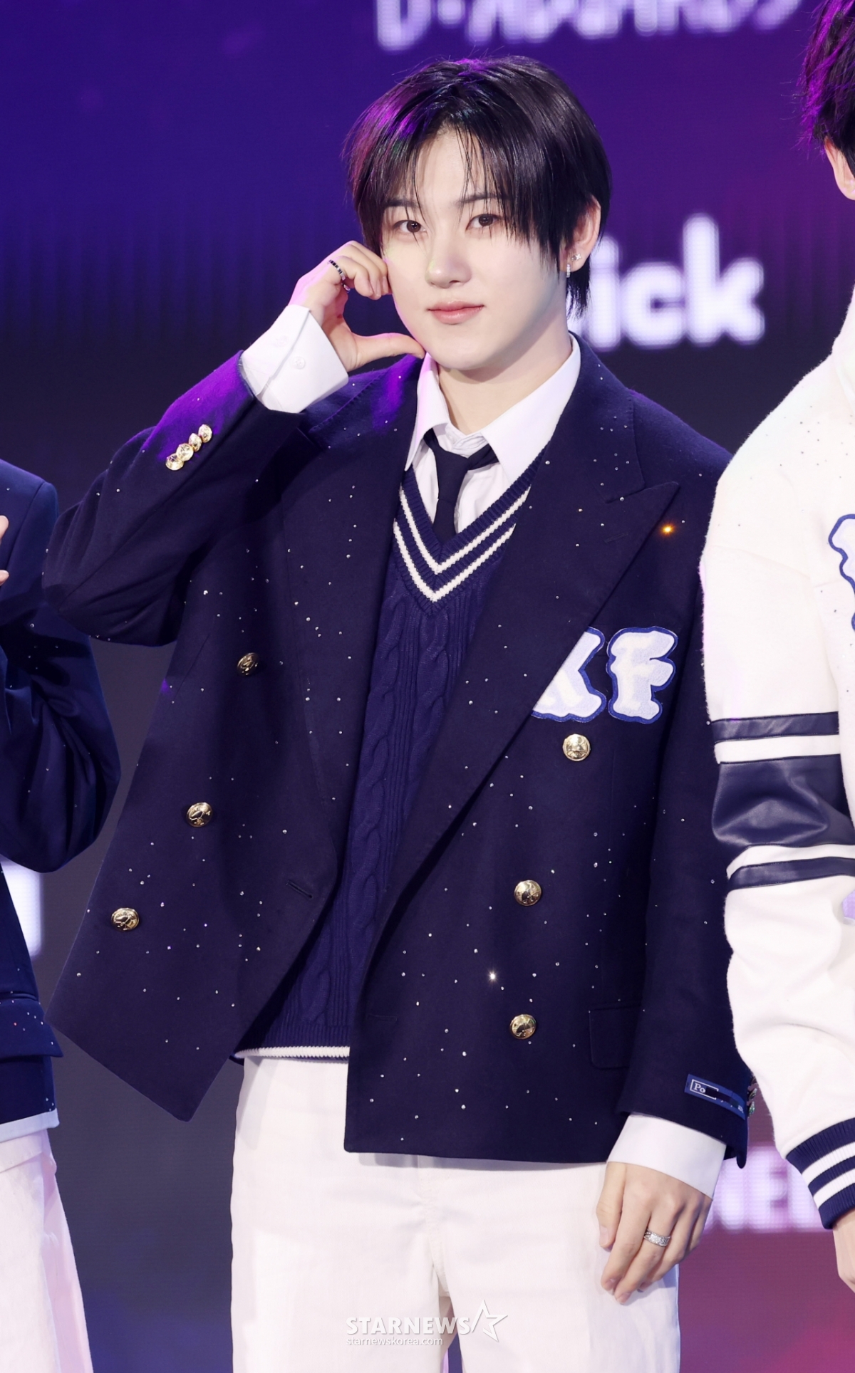 킥플립 계훈, 오늘도 팬들 조련 준비 완료[★포토]