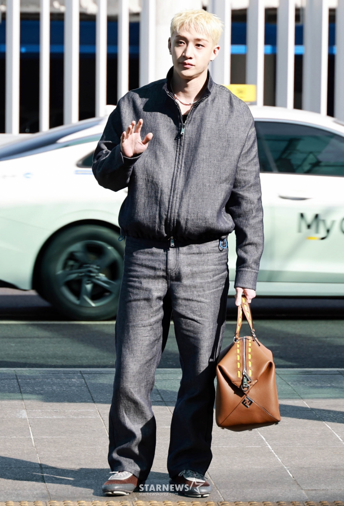 스트레이키즈 방찬 '멋진 손인사' [★포토]