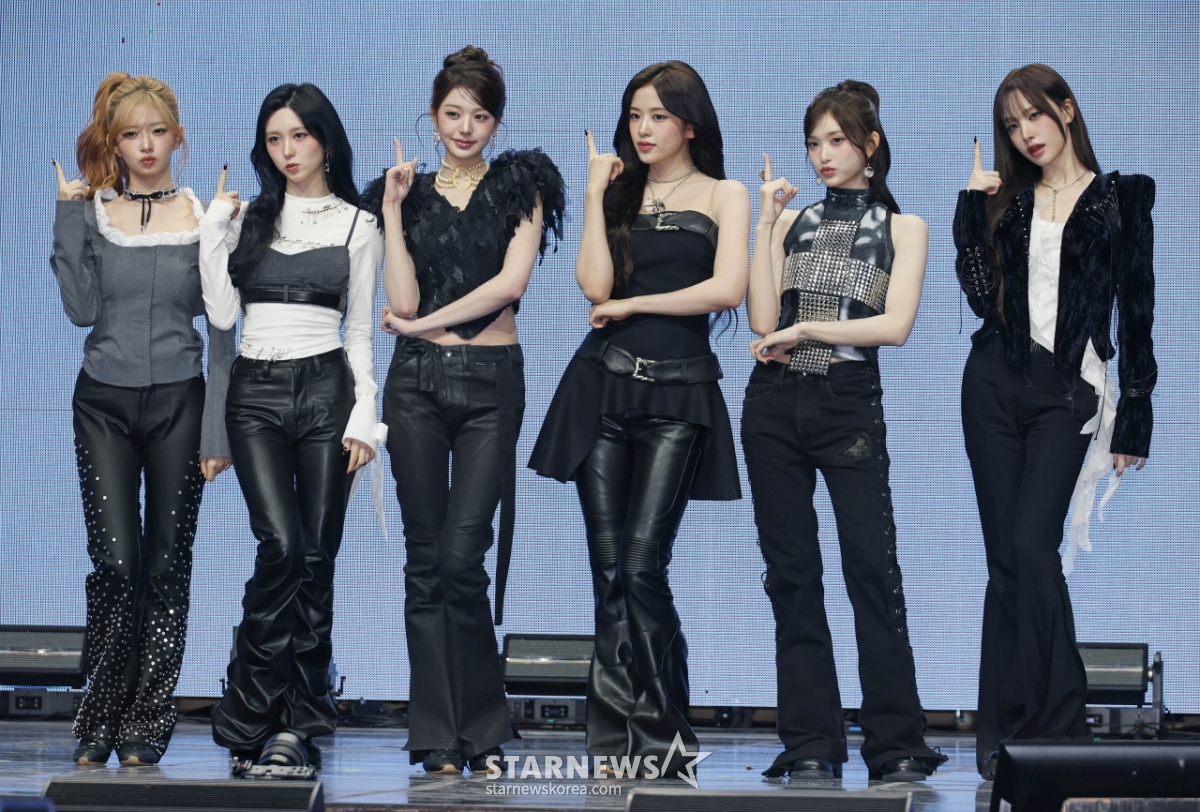 아이브, 정규 2집 '리바이브 플러스'로 컴백[★포토]