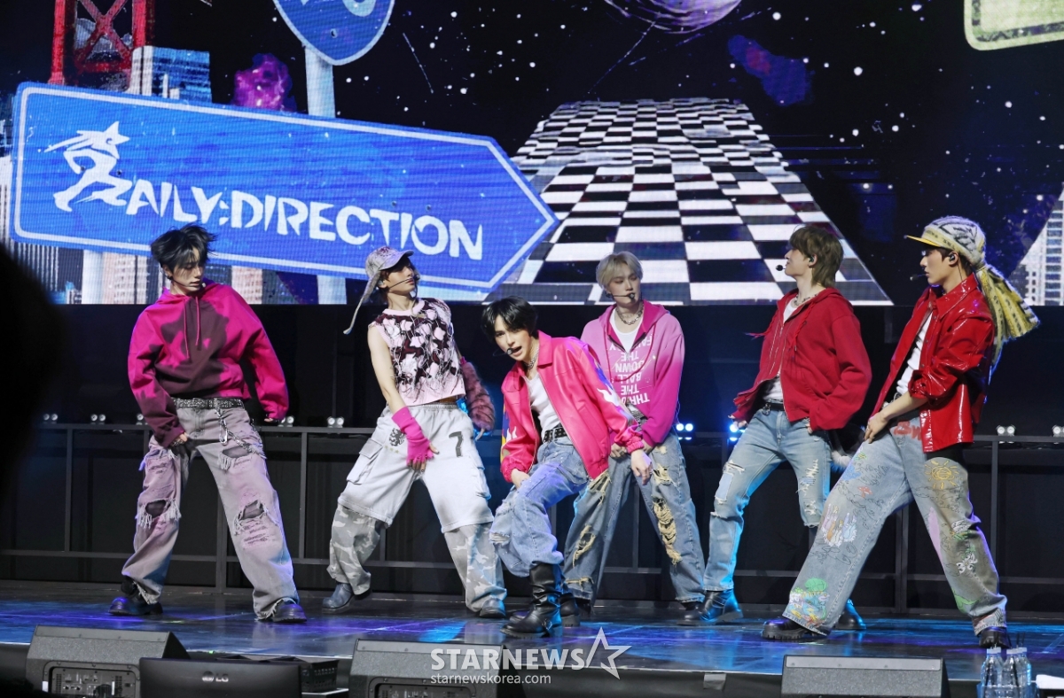 데일리:디렉션 '신나는 퍼포먼스'[★포토]