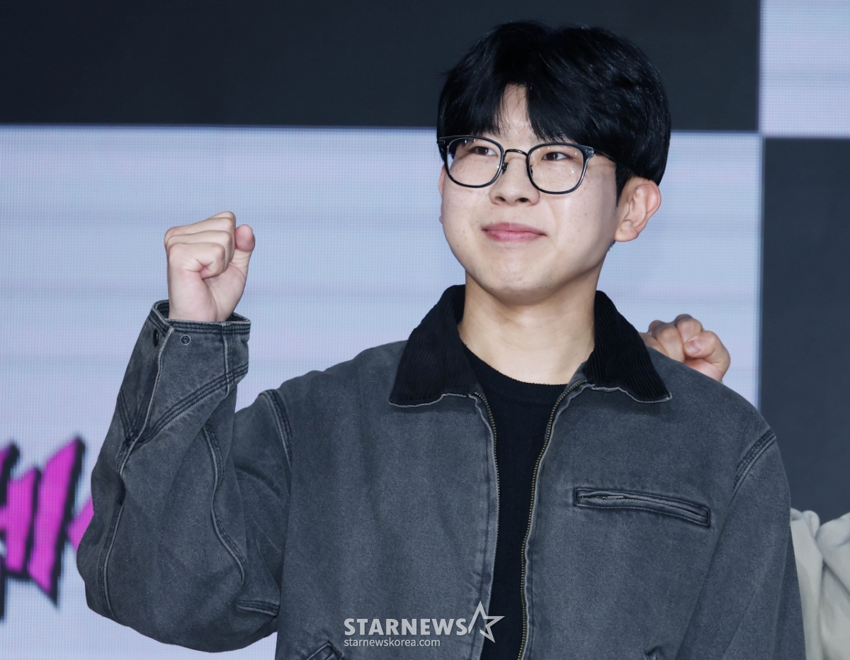 포즈 취하는 '크레이지 투어' 오동인 PD[★포토]