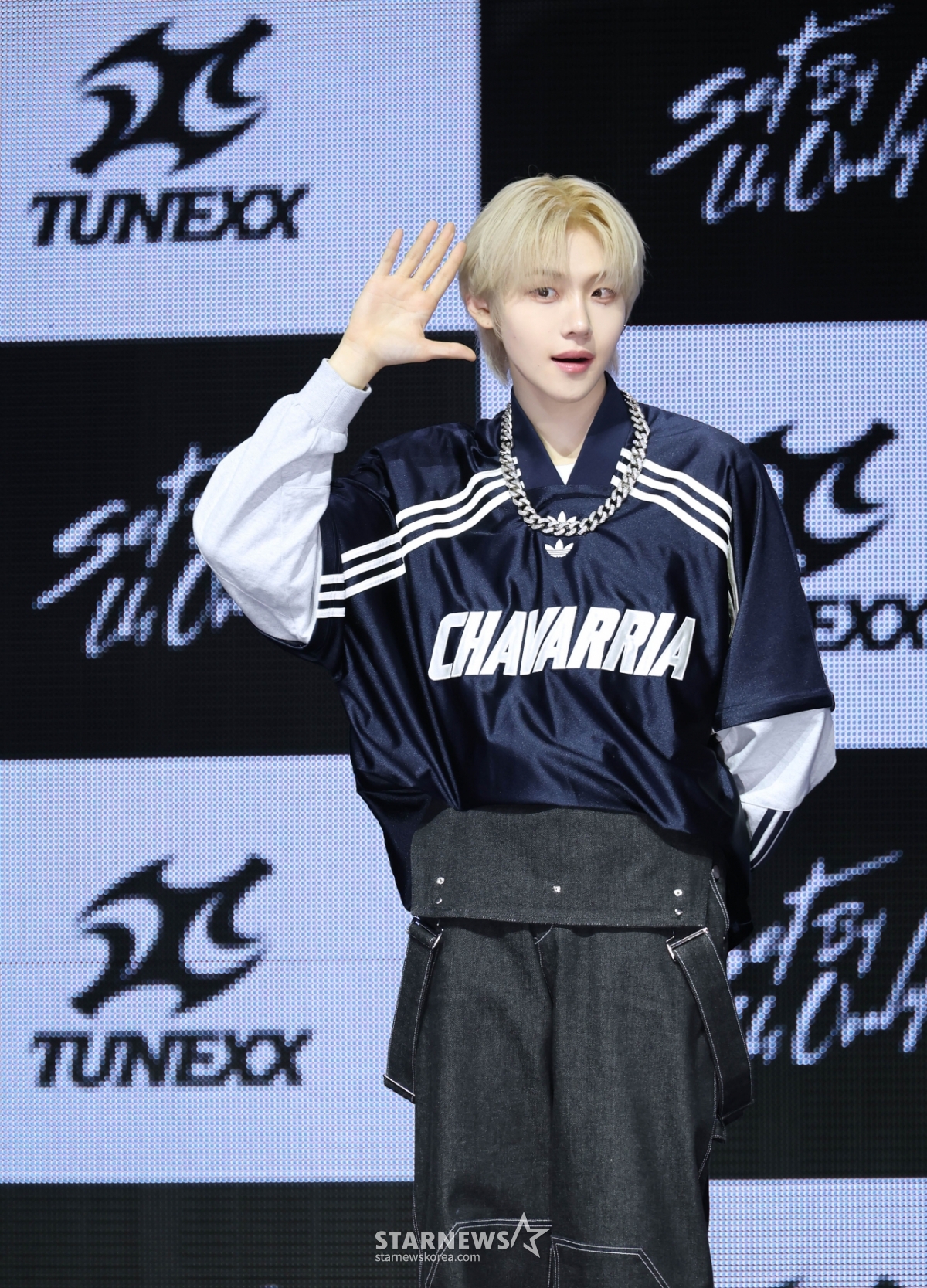 튜넥스 시환 '데뷔앨범 기대하세요'[★포토]