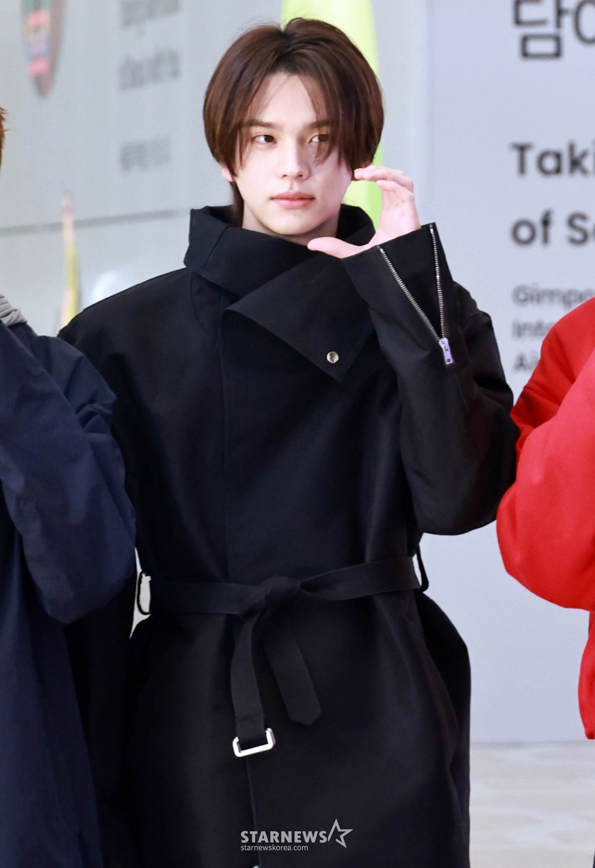 투어스 신유 '조각상의 하트' [★포토]