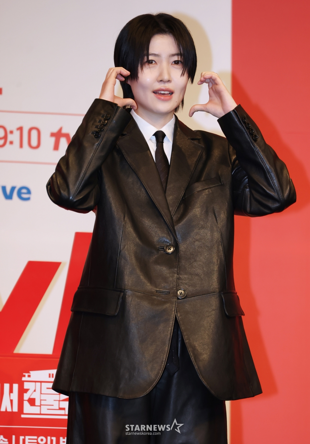 심은경 '어색해도 열심히!'[★포토]