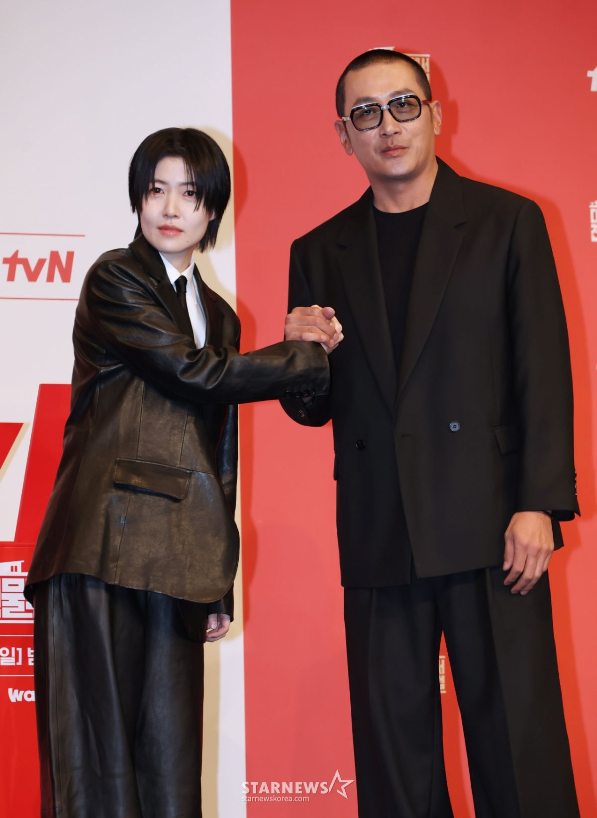 손 잡은 심은경-하정우[★포토]