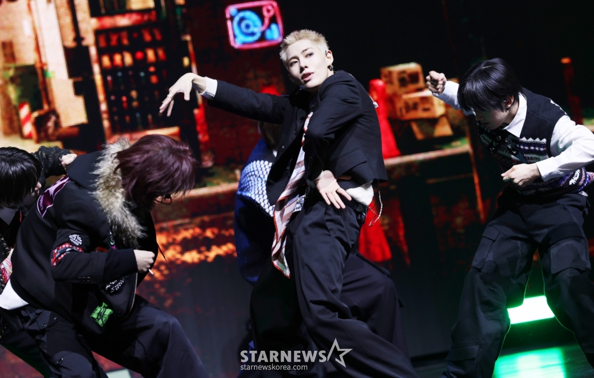 누에라, 멋이 흘러 넘친다[★포토]